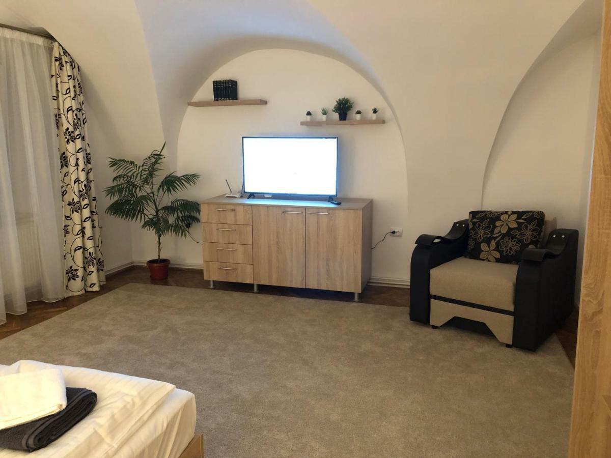 Ferienwohnung Enjoy Hermannstadt Exterior foto